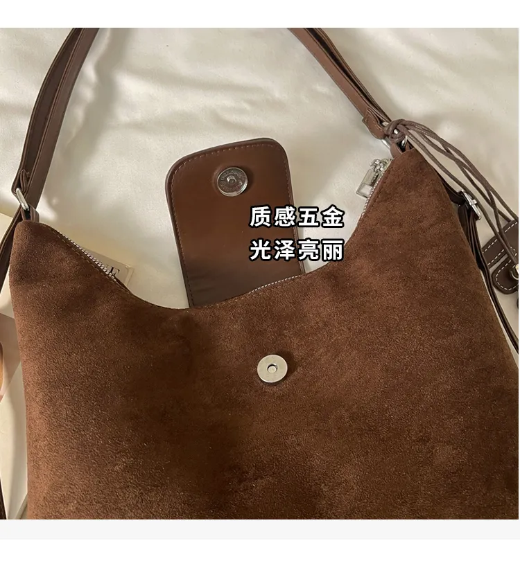 Suede-Effect Panelled Hobo Bag — detail 4