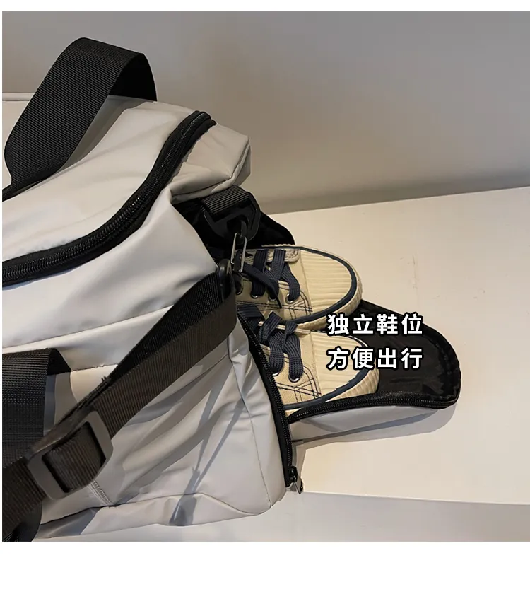 Multi-Pocket Gym & Travel Duffel — detail 3